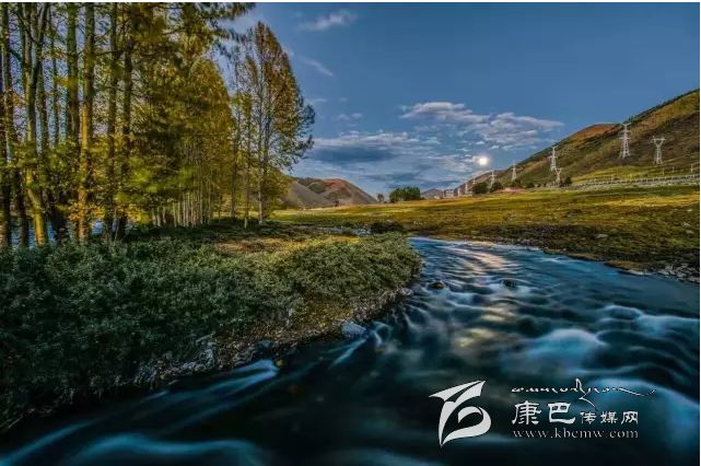 新都橋，正在打開(kāi)最美時(shí)光,我在這里等你......