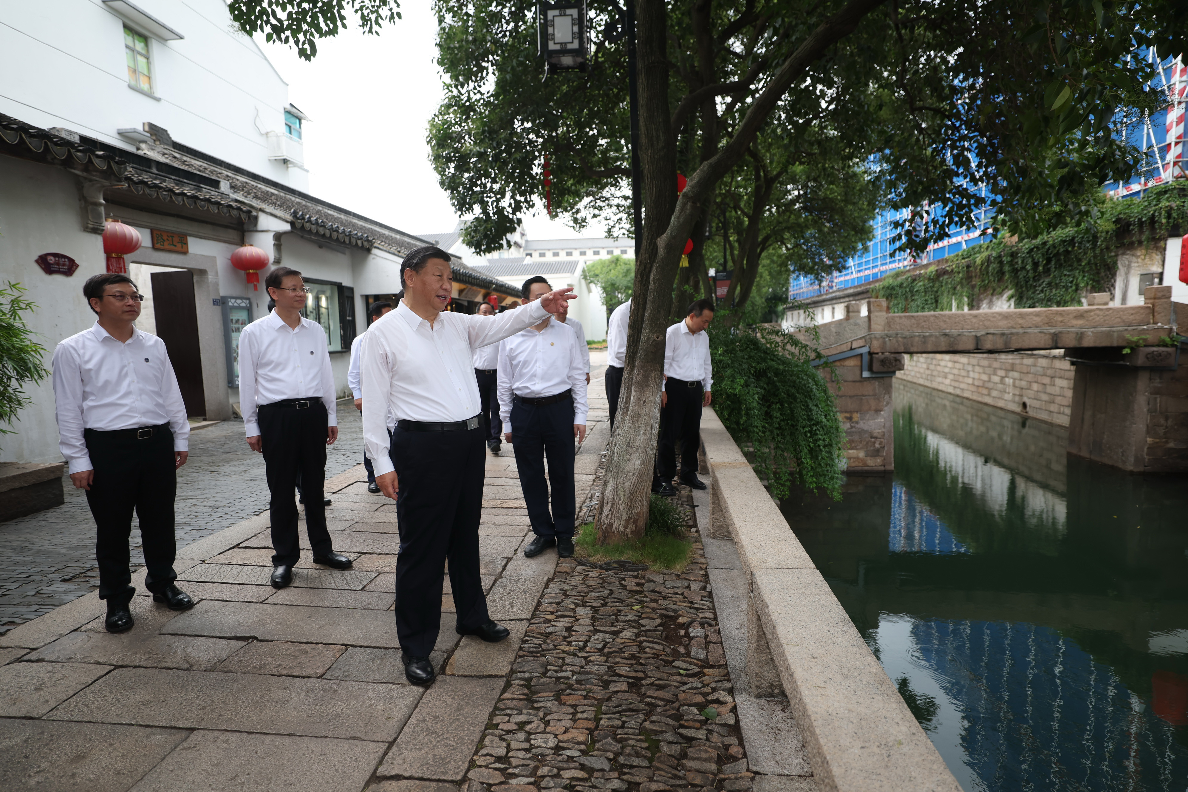 2023年7月6日，習近平在蘇州平江歷史文化街區考察。