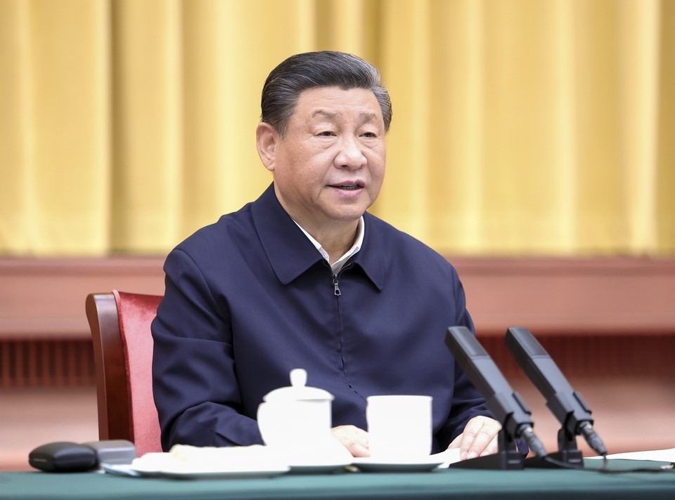 2024年3月20日下午，中共中央總書(shū)記、國家主席、中央軍委主席習近平在湖南省長(cháng)沙市主持召開(kāi)新時(shí)代推動(dòng)中部地區崛起座談會(huì )并發(fā)表重要講話(huà)。新華社記者 鞠鵬 攝 
